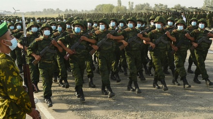 برنامه جذب جوانان به نیروهای مسلح تاجیکستان 65 درصد اجرا شده است