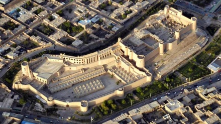  بازدید جهانگردان داخلی و خارجی از قلعه تاریخی هرات 