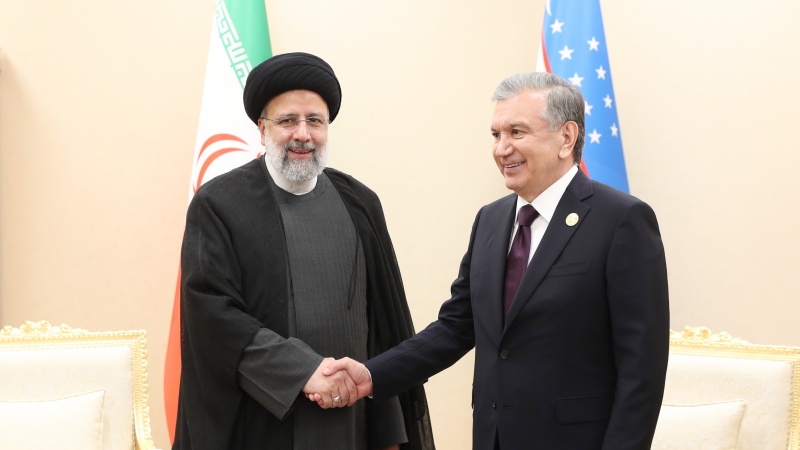 Raisi Tekankan Peningkatan Kerja Sama antara Iran dan Uzbekistan 