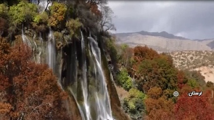 Melihat Keindahan Musim Gugur, Begini Kata Warga Lorestan