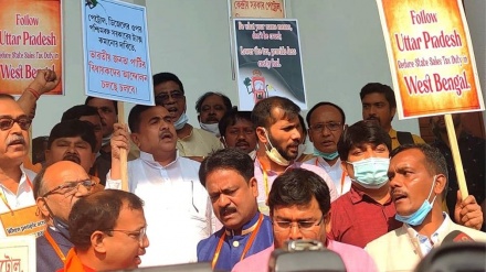 পেট্রোল-ডিজেলে ট্যাক্স কমানোর দাবিতে কোলকাতায় বিজেপি’র মিছিল; পুলিশের বাধা 