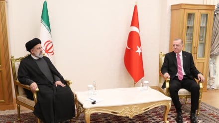 Presiden Iran dan Turki Tekankan Peningkatan Hubungan Bilateral