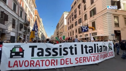 Radio Italia IRIB, Taxi in sciopero, auto ferme in tutta Italia (VIDEO)