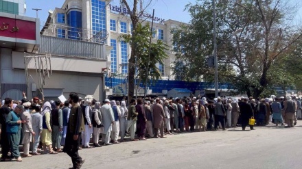 Taliban zahlen überfällige Gehälter von Regierungsangestellten