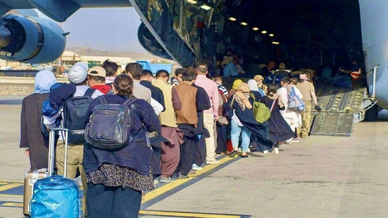 ۳۴۵ شهروند افغانستان به آلمان منتقل شدند