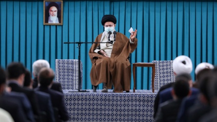 ایران در آئینه هفته((بیانات رهبر معظم انقلاب اسلامی در دیدار نخبگان جوان و استعدادهای برتر علمی ، سفر کاظمی قمی به تهران و گفتگوی تلفنی سران ایران و روسیه ))