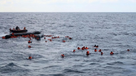 Mediterraneo, ennesima strage migranti: 75 morti in naufragio