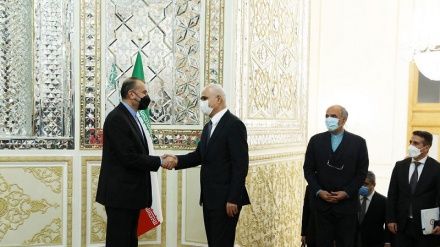 Iran dan Azerbaijan Bahas Kerja Sama Bilateral