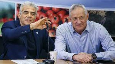 האופוזיציה: גנץ ולפיד מבזבזים כסף במטוסים פרטיים