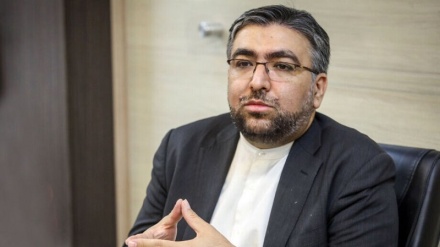 İran parlamento yetkilisi Avrupa'yı  IŞİD ve Münafıklar terör örgütü ile işbirliği konusunda uyardı
