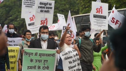 भारतः सांप्रदायिक दंगों के बाद पुलिस की भूमिका को लेकर नया विवाद