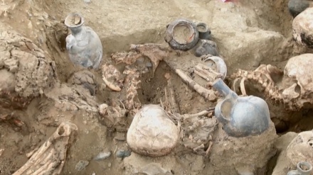 ペルーで、先コロンブス期の集団墓地が発見