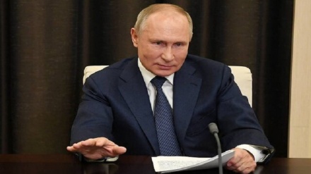 Владимир Путин АҚШнинг Европада ракеталарини жойлаштиришига қатъий аксиламал кўрсатишини таъкидлади 