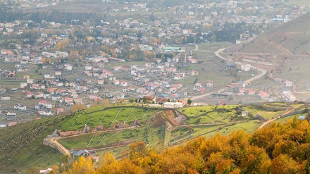 Bulan Kedua Musim Gugur, Hutan Kalardasht Menguning
