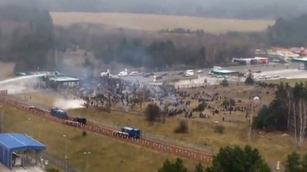 Russia slams Poland's use of tear gas on migrants as 'unacceptable'