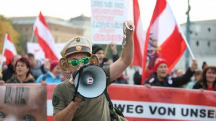 Austria, da domani lockdown per non vaccinati