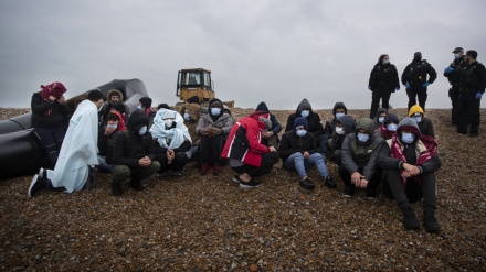 Over 20 migrants dead in deadliest Channel disaster