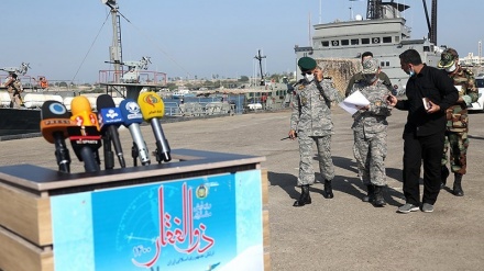 伊朗在马克兰海岸举行海陆联合军事演习