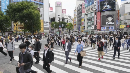 日本の新型コロナ　５１人死亡・４万７１３１人新規感染