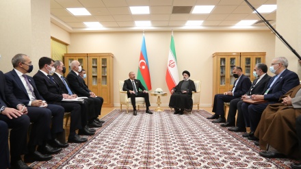 Di Ashgabat, Presiden Iran Bertemu Mitranya dari Azerbaijan