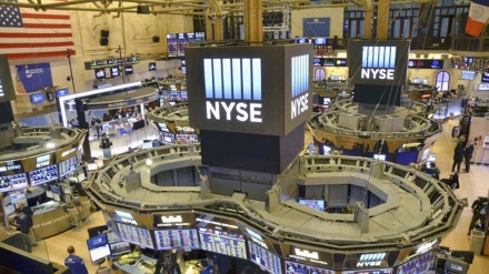 コロナ新変異株確認の影響で、米NY株式市場が大幅下落