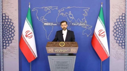 Nucléaire iranien: Paris délire