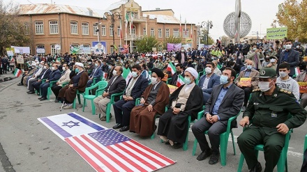 Peringatan 13 Aban di Ratusan Kota di Iran (2)