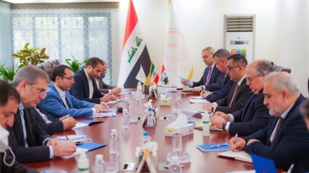两伊央行行长会面讨论伊拉克向伊朗偿还债务的问题