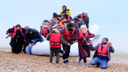 Marrëveshja franko-britanike për të parandaluar emigrantët që të kalojnë kanalin anglez