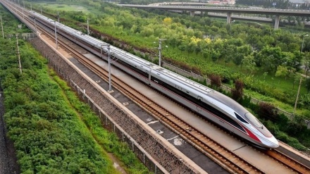 中国高铁速度令人惊讶