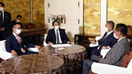 維新・国民両党の幹部が会談