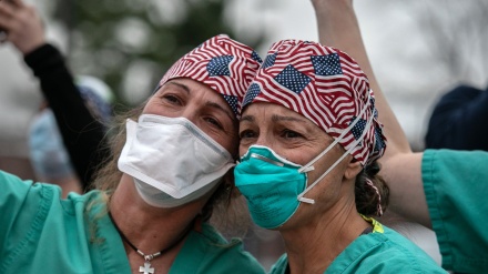 美国新冠死亡人数超80万