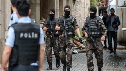 Türkiye 16 IŞİD zanlısını gözaltına aldı