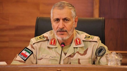 伊朗武警部队边防军司令抵达卡拉奇