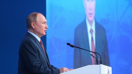 Putin: Batı’nın yaptırımları, haksız rekabet aracı
