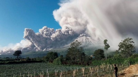 עלה ל-13 מניין ההרוגים בהתפרצות הר הגעש באי ג'אווה שבאינדונזיה