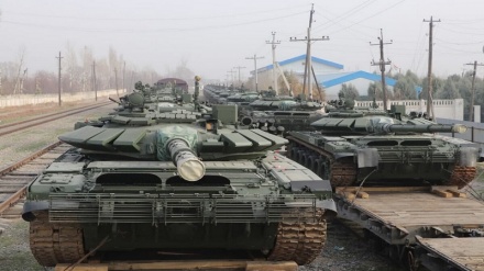 تقویت پایگاه نظامی روسیه در تاجیکستان با تانک‌های T-72