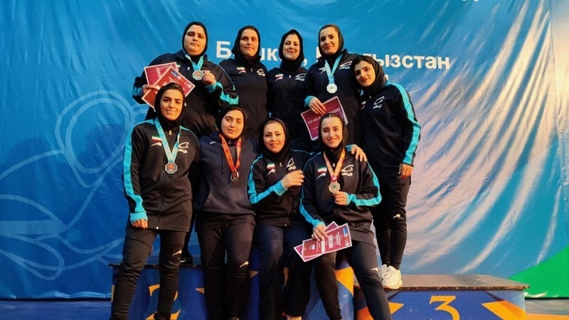 شش مدال طلا و نقره برای زنان کشتی‌گیر ایران در مسابقات قرقیزستان