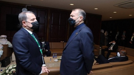 Tehran, Baku satisfied with growing ties