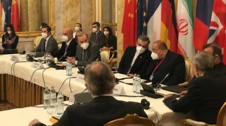 Viyana Müzakerelerinin Devam Etmesi, İran'ın Kararlılığı ve Batı'nın Tereddütleri