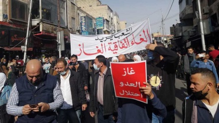 Jordanians stage mass rally in protest against water-for-energy deal with Israel