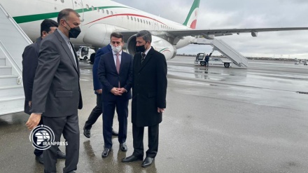 Iran, il ministro degli Esteri è entrato in Azerbaigian