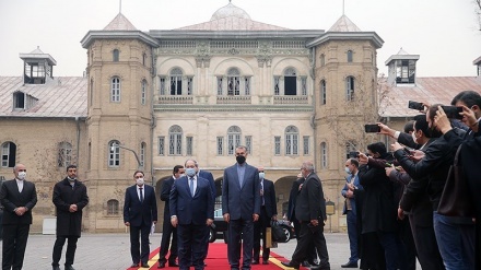 Berkunjung ke Tehran, Menlu Suriah Temui Mitranya di Iran