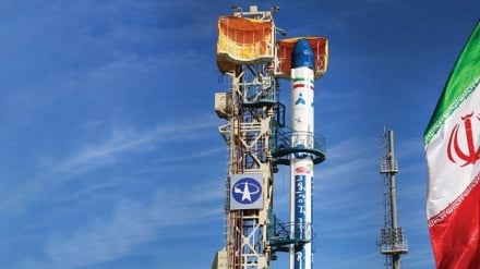 设计“萨曼二号”卫星开始