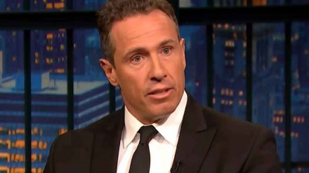 כמה ימים לפני שפוטר מ-CNN : אישה התלוננה שכריס קואומו הטריד אותה מינית