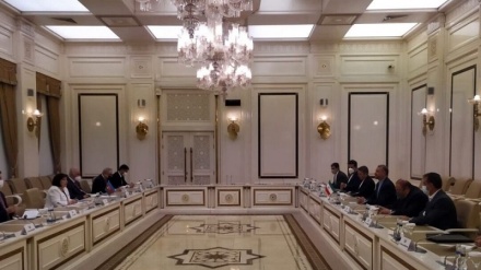 阿米尔·阿卜杜拉希杨与阿塞拜疆共和国国民议会议长会晤