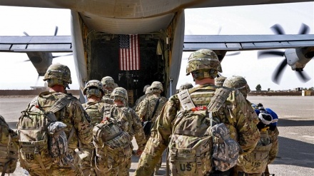 イラク首相が、自国からの米軍撤退を強調