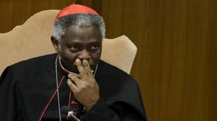 Vaticano, un'altra testa è saltata: si dimette cardinale 'ratzingeriano'