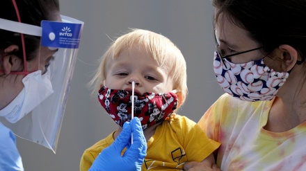 Shtohet numri i infektimet me virusin Korona te fëmijët në Britani