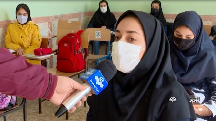 Sekolah Dibuka Lagi, Ini Komentar Siswi SMA di Tabriz